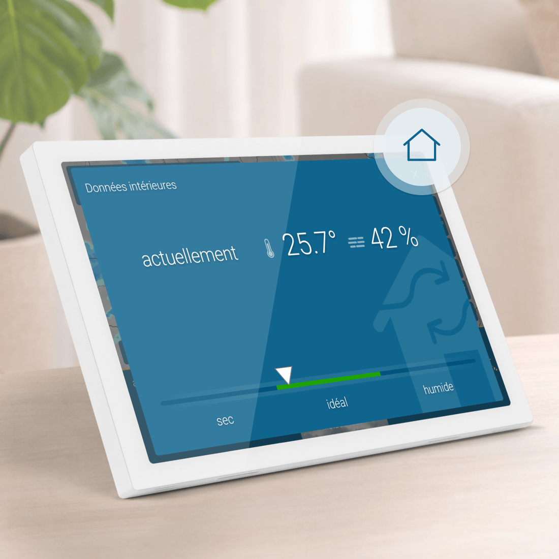 Le modèle météo & radar home 4 blanc affiche les conditions climatiques ambiantes, avec la température et l'humidité